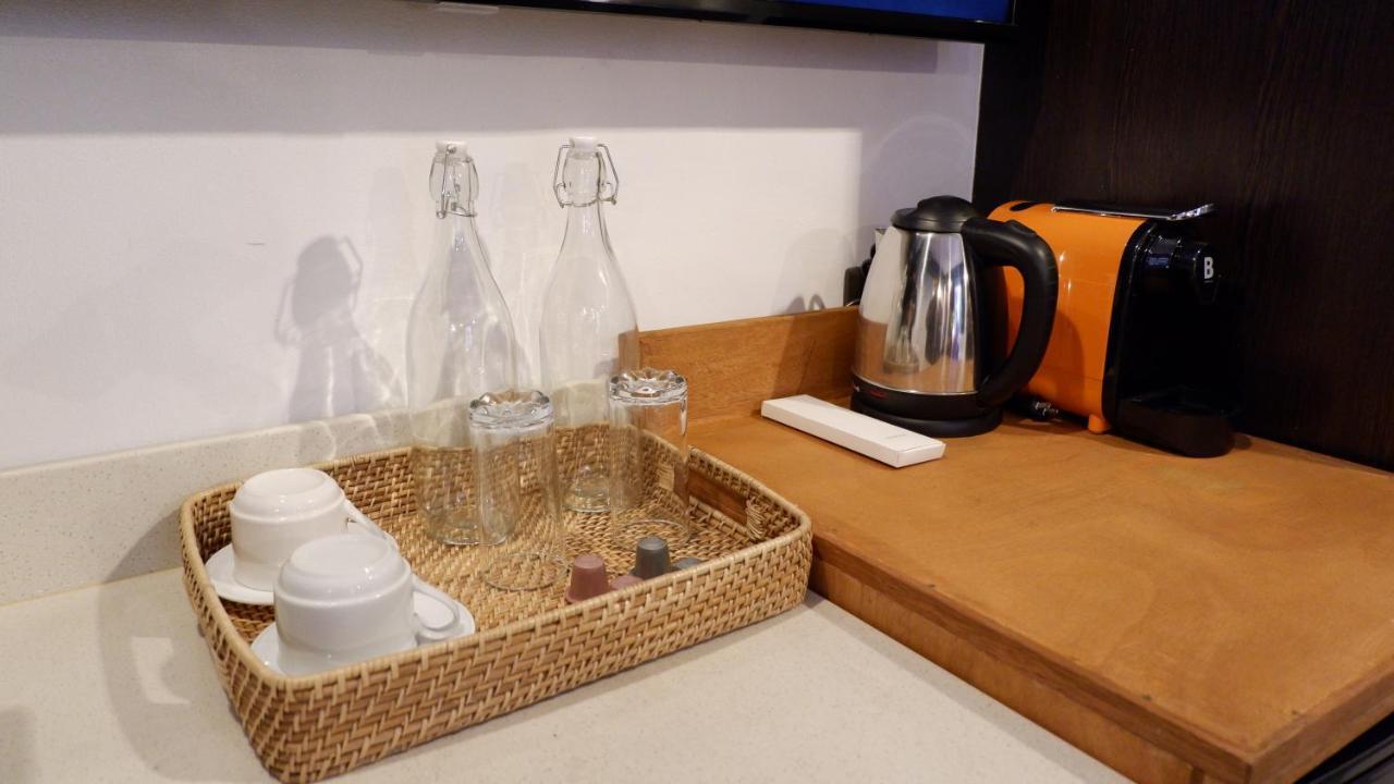 Havitat Boutique Hotel Makati City Екстер'єр фото